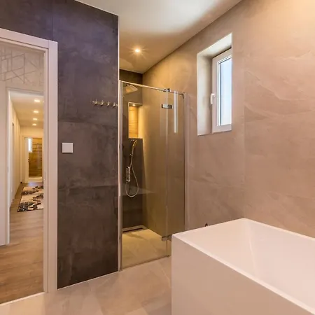 Argola Villa Split